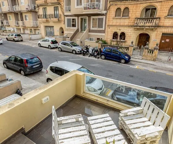 Appartement Entire For Your Tal-Hriereb