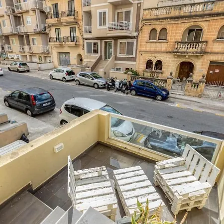 Appartement Entire For Your Tal-Hriereb